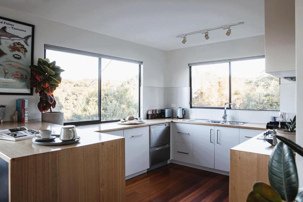 הוילה Driftwood Rest Binalong Bay Sleeps 4 מראה חיצוני תמונה